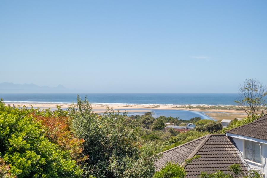 4 Bedroom Property for Sale in Plettenberg Bay Central Western Cape